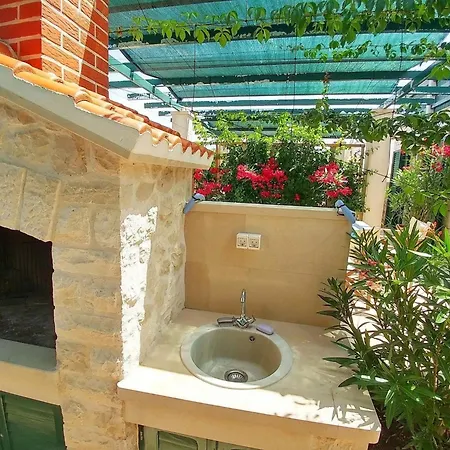 Apartamento Gracin By Interhome *